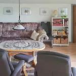 6 Person In Sydals-by Traum